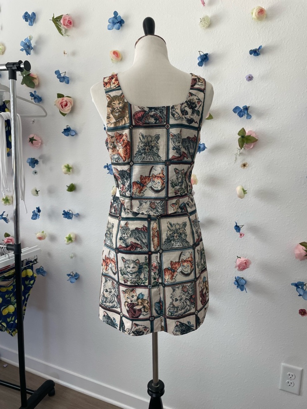 Cat Print Square Neck A-Line Dress in Cream and Multi - Picture 9 of 15